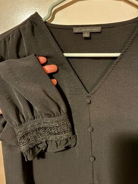 Med. Long Sleeve Blouse